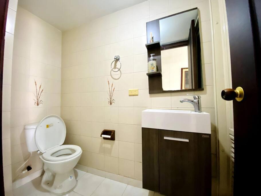 Apartamento Amoblado En Pinares Apartment Перейра Екстериор снимка